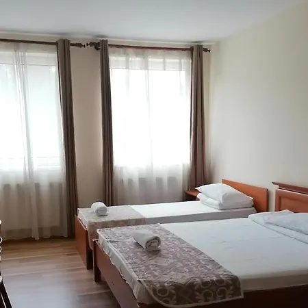 מלון Ferihegy וסס