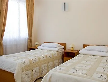 Ferihegy 3* וסס