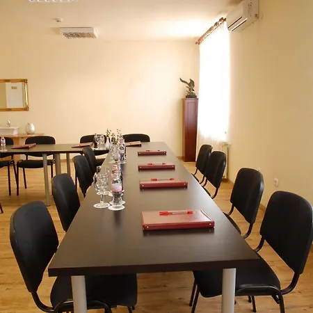 Ferihegy מלון 3*